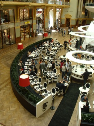 Zitbanken Stadsfeestzaal Antwerpen - Projecten - Realisaties