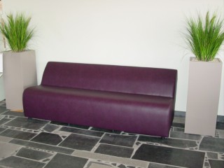 Zitbank voor wastafel kapsalon - Projecten - Realisaties