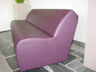 Zitbank voor wastafel kapsalon - Projecten - Realisaties